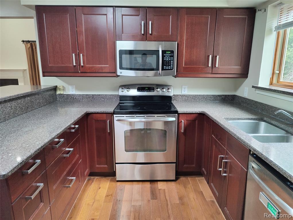 1600 Dunston Road, Canton, MI 48188 — Photo 28