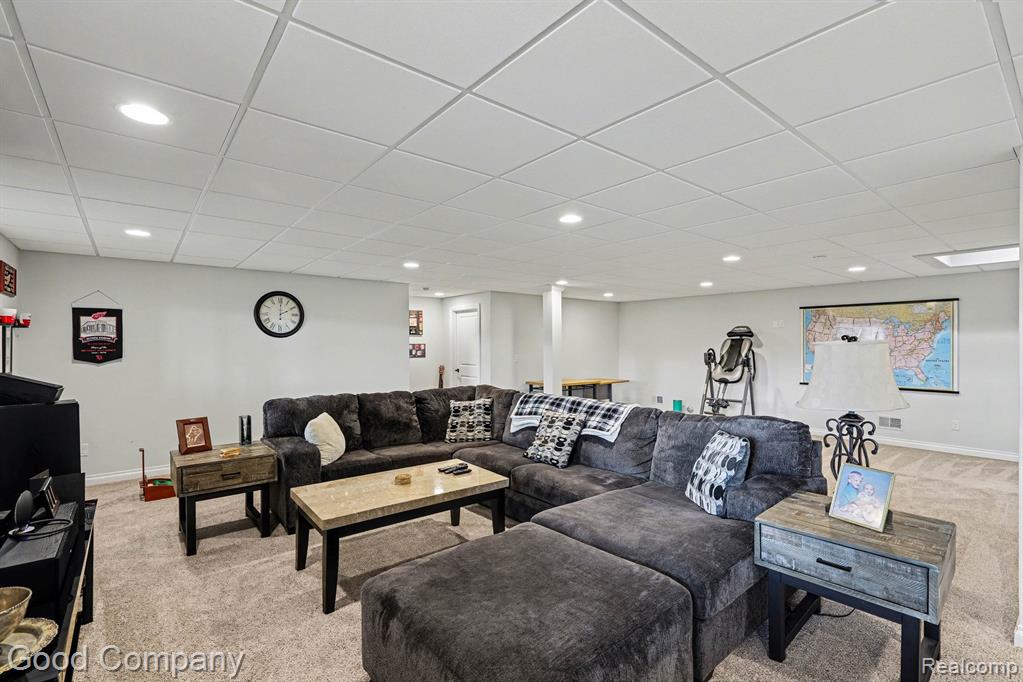 900 Watersmeet Drive, Oxford, MI 48371 — Photo 43