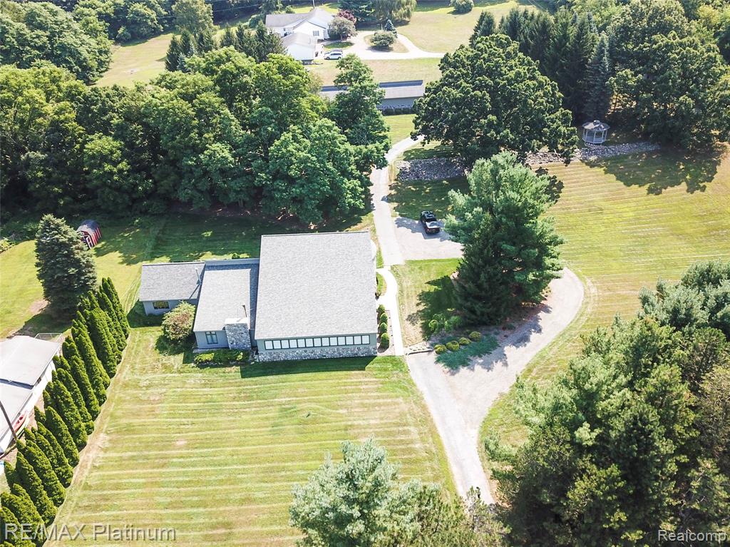 5160 Fenton Road, Fenton, MI 48430 — Photo 4