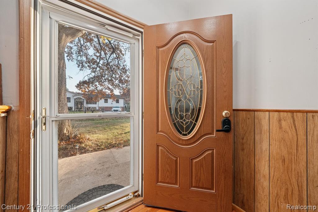 1268 Amarillo Street, Wolverine Lake, MI 48390 — Photo 5