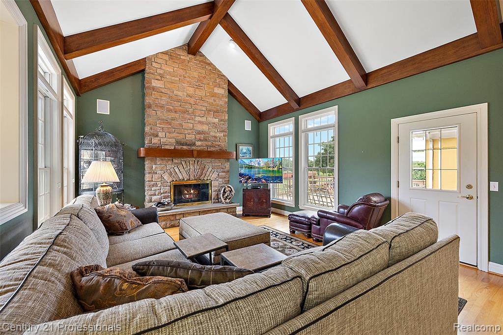 9310 Fairway Trail, Grand Blanc, MI 48439 — Photo 28