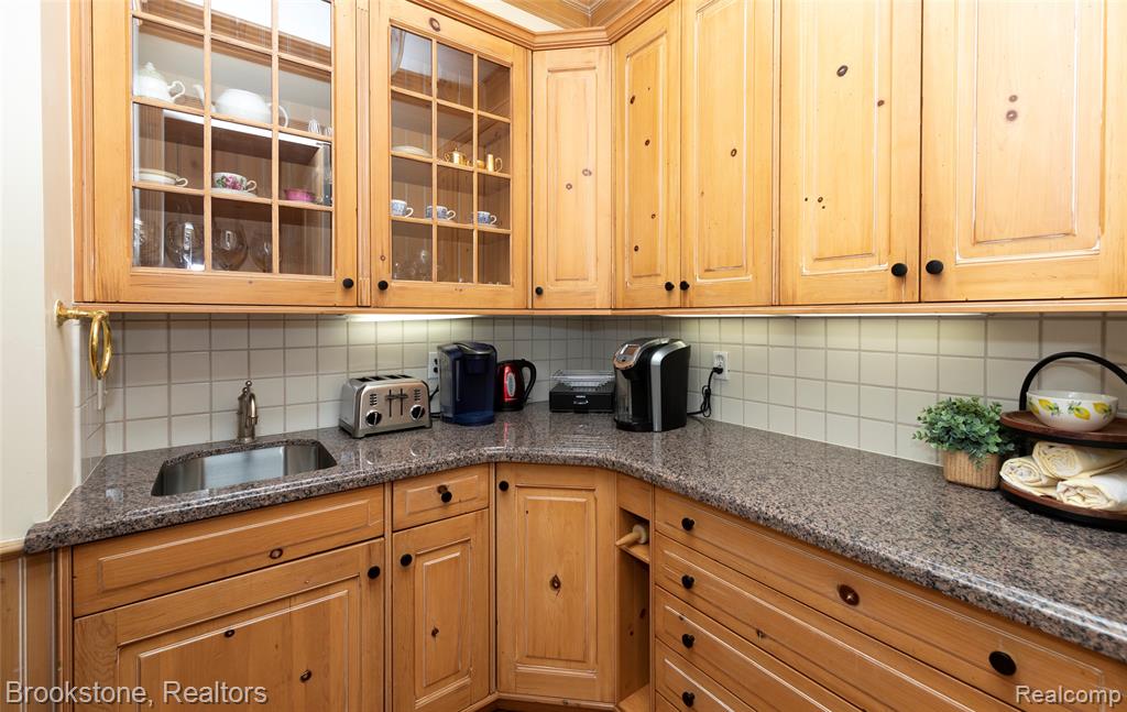1494 HIGHPOINT, Rochester, MI 48306 — Photo 28