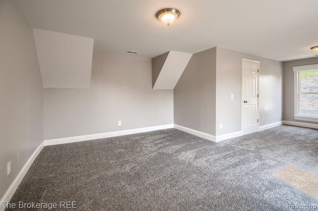 11 1ST Street, Oxford, MI 48371 — Photo 50