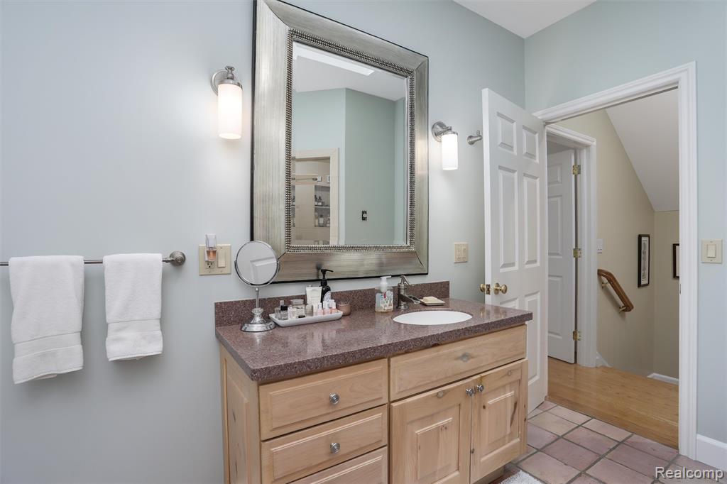 4200 Surrey Cross, Bloomfield Hills, MI 48301 — Photo 20