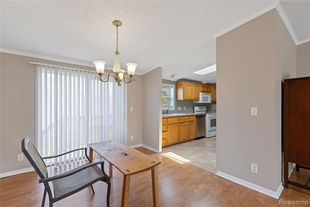 4472 Wynnwood Drive, Howell, MI 48843 — Photo 14