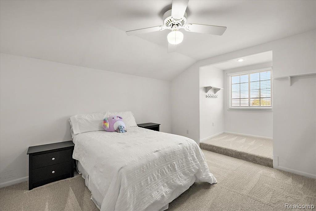 8449 S SHORE Drive, Clarkston, MI 48348 — Photo 35