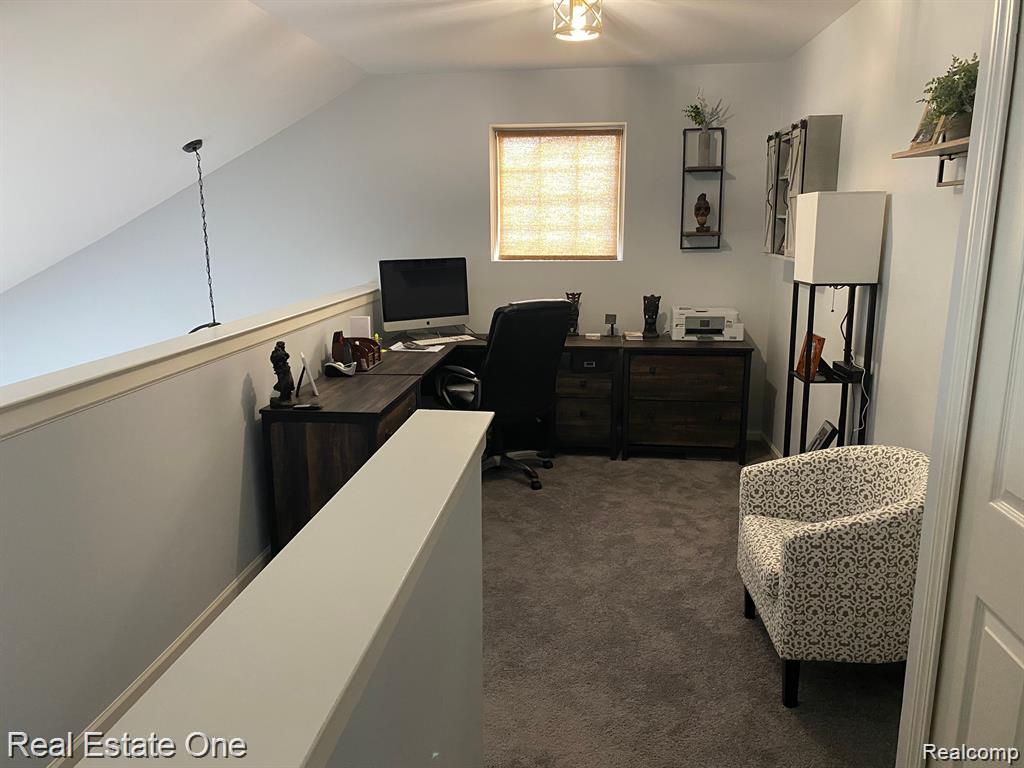 7305 GATEWAY Drive, West Bloomfield, MI — Photo 9