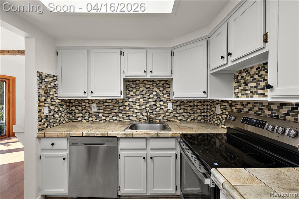 42754 Lyric Court, Northville, MI 48167 — Photo 10