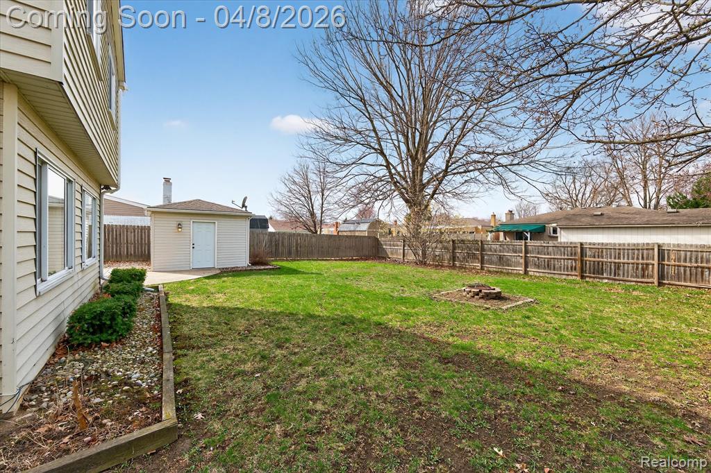 22184 Derby Road, Woodhaven, MI 48183 — Photo 41