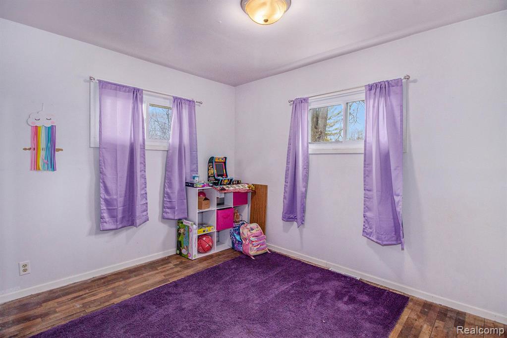 6105 SARATOGA Lane, Flint, MI 48506 — Photo 12