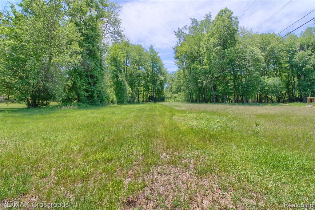 41509 RIGGS Road, Van Buren, MI 48111 — Photo 23