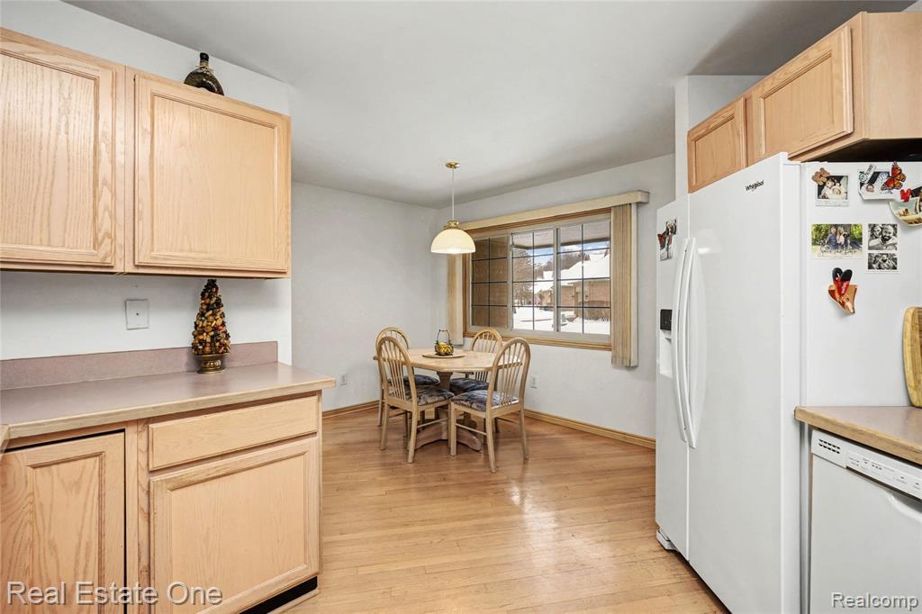 773 Red Maple Lane, Wixom, MI 48393 — Photo 18