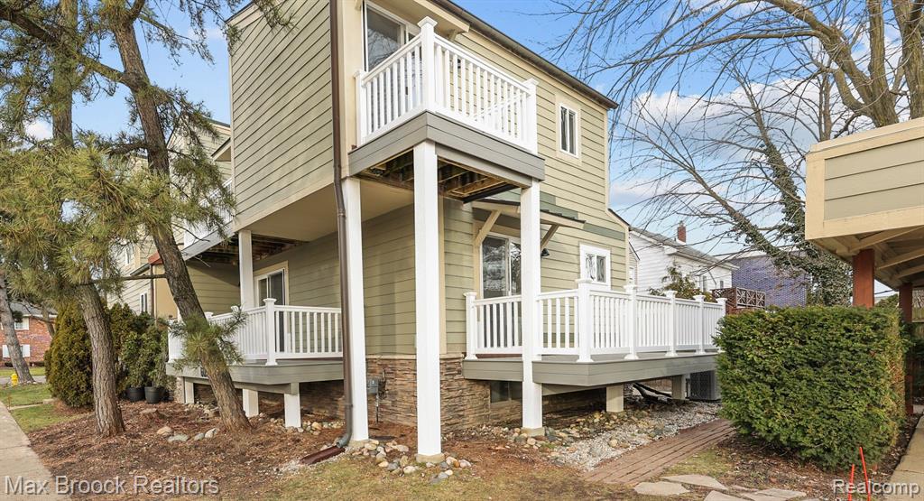 602 E LINCOLN Street, Birmingham, MI 48009 — Photo 18