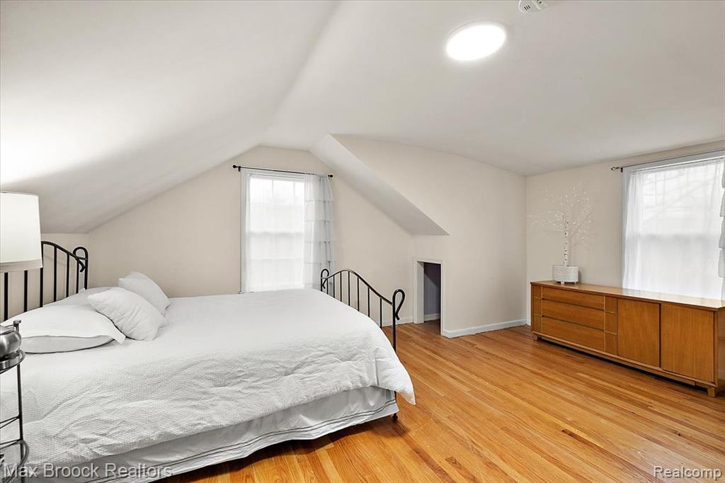 32350 Sheridan Drive, Beverly Hills, MI 48025 — Photo 23