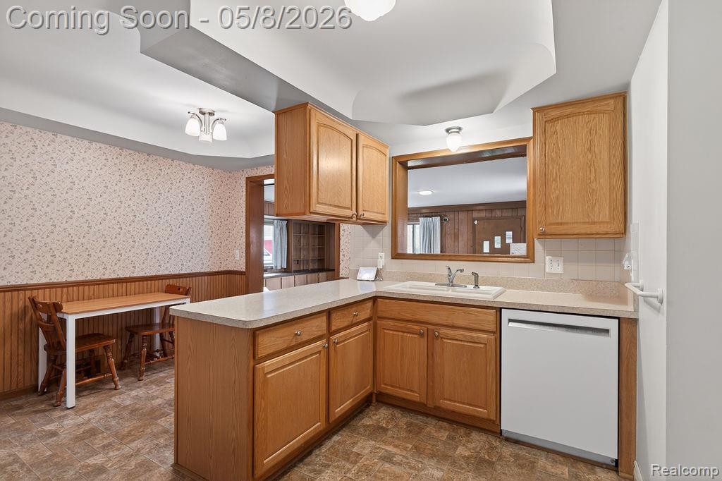 44120 Donley Drive, Sterling Heights, MI 48314 — Photo 7