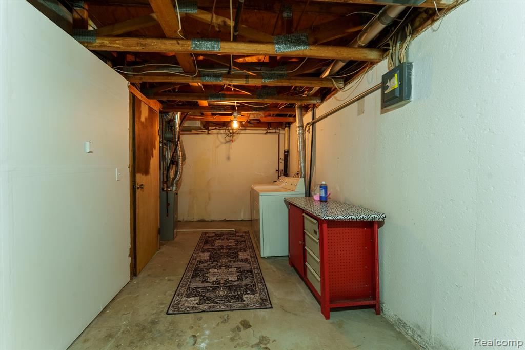264 1st Street, Rochester, MI 48307 — Photo 17