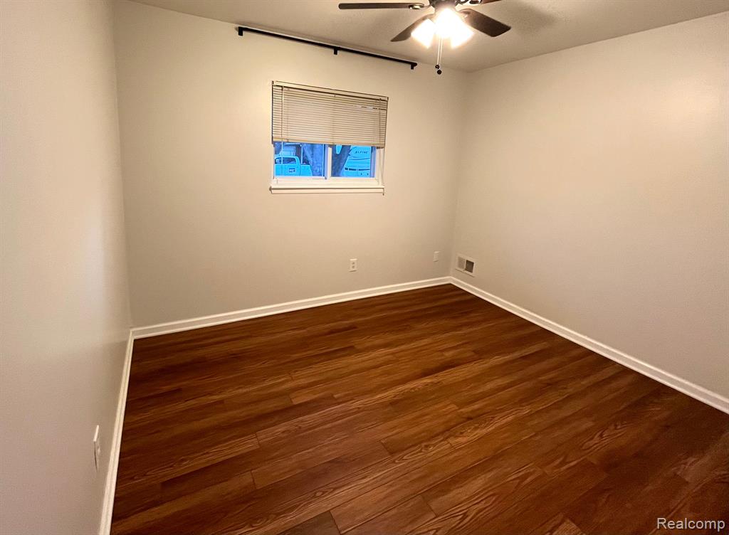9707 DUDLEY Street, Taylor, MI — Photo 17