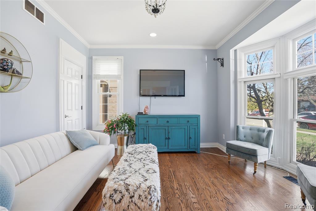 339 N Alice Avenue, Rochester, MI 48307 — Photo 3
