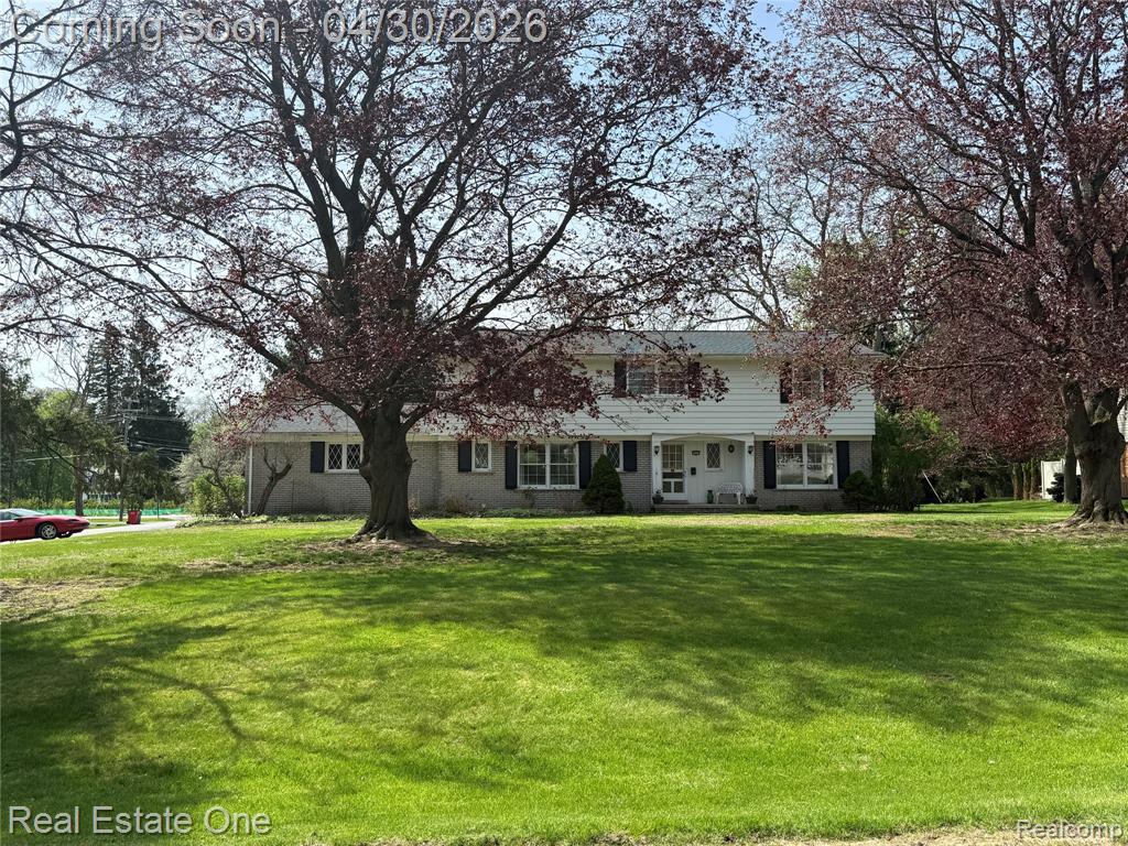 26023 Meadow Drive, Franklin, MI 48025