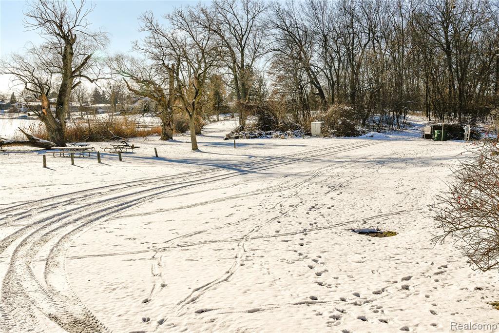 884 Eugene Drive, Oxford, MI 48371 — Photo 59
