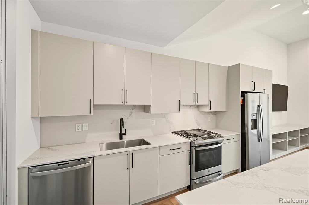 2835 Brush Street, Detroit, MI 48201 — Photo 18