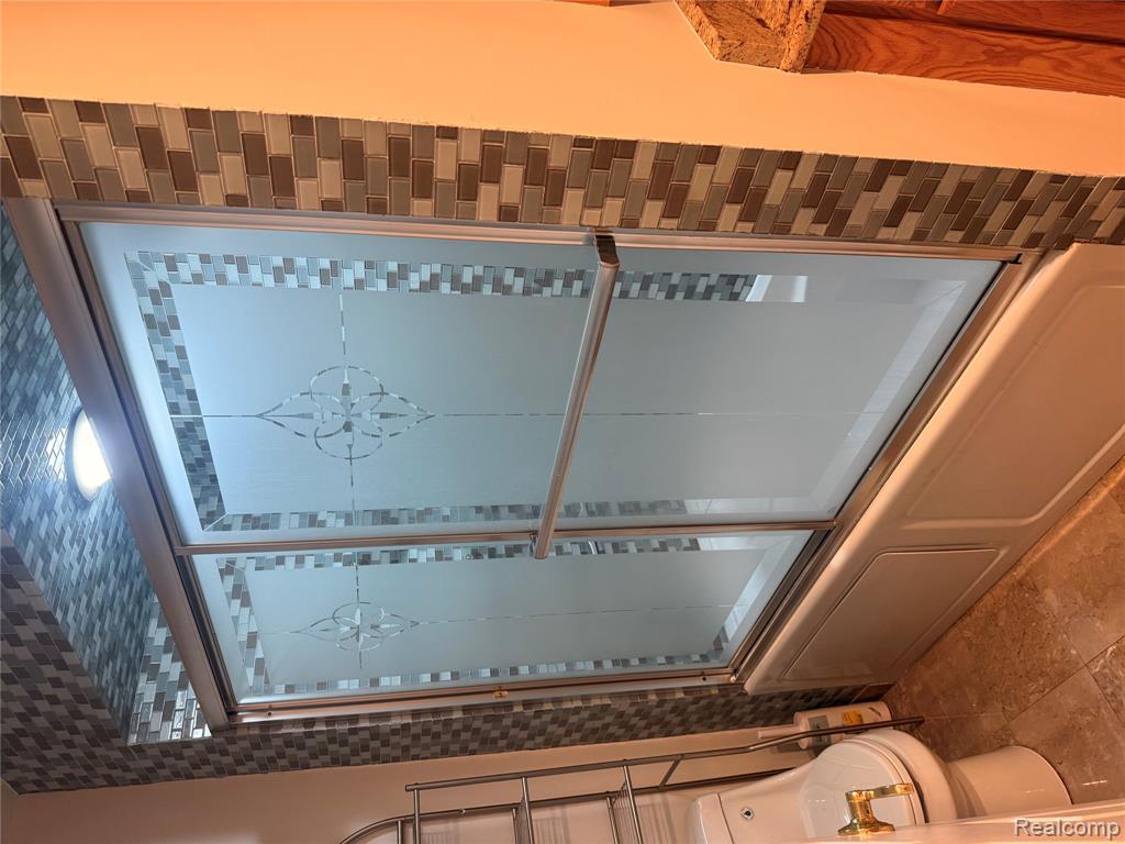 8693 Winchester Drive, Sterling Heights, MI 48313 — Photo 10