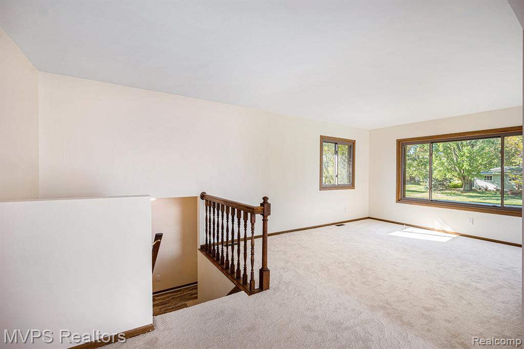 47812 Forbes Drive, New Baltimore, MI 48047 — Photo 6