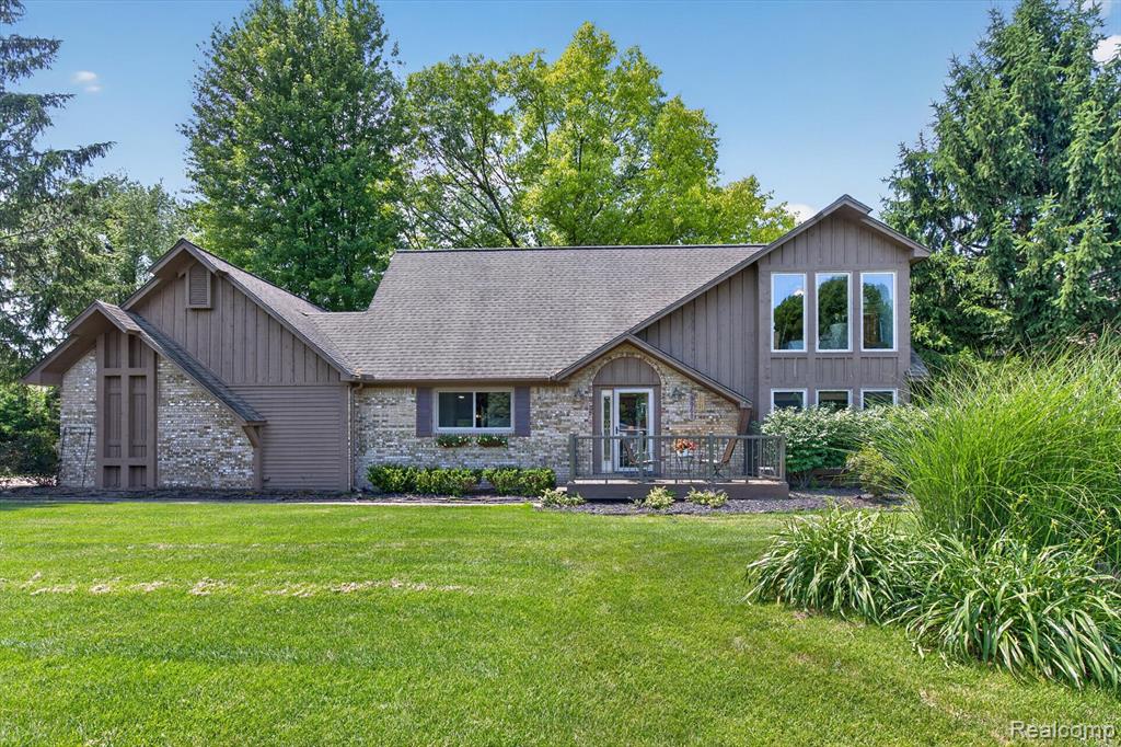 9968 Timothy Lane, South Lyon, MI 48178 — Photo 2
