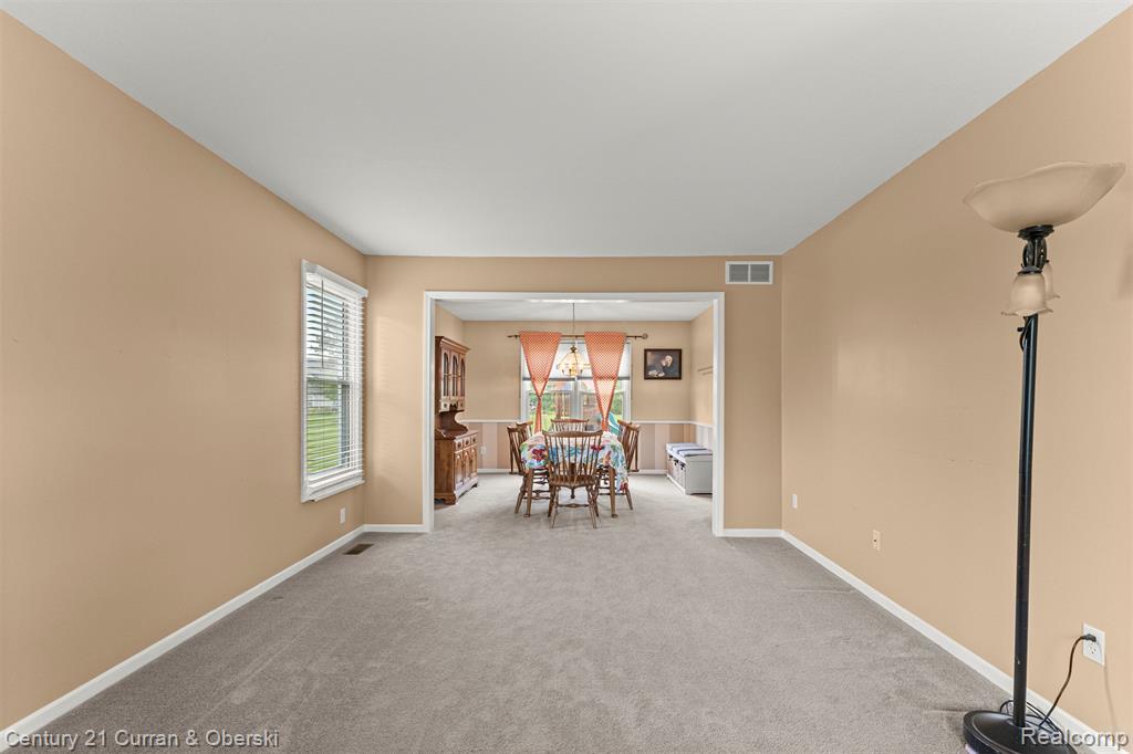 1256 Wedgewood Circle, Saline, MI 48176 — Photo 9
