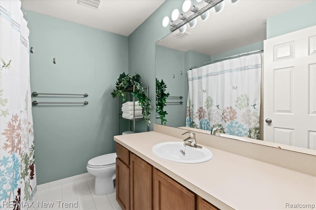 662 Village Lane, Milford, MI 48381 — Photo 27