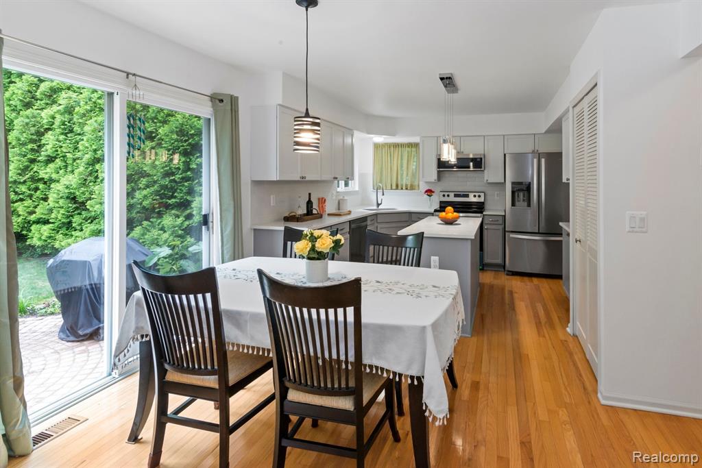 3251 DUNWOODIE Road, Ann Arbor, MI 48105 — Photo 26