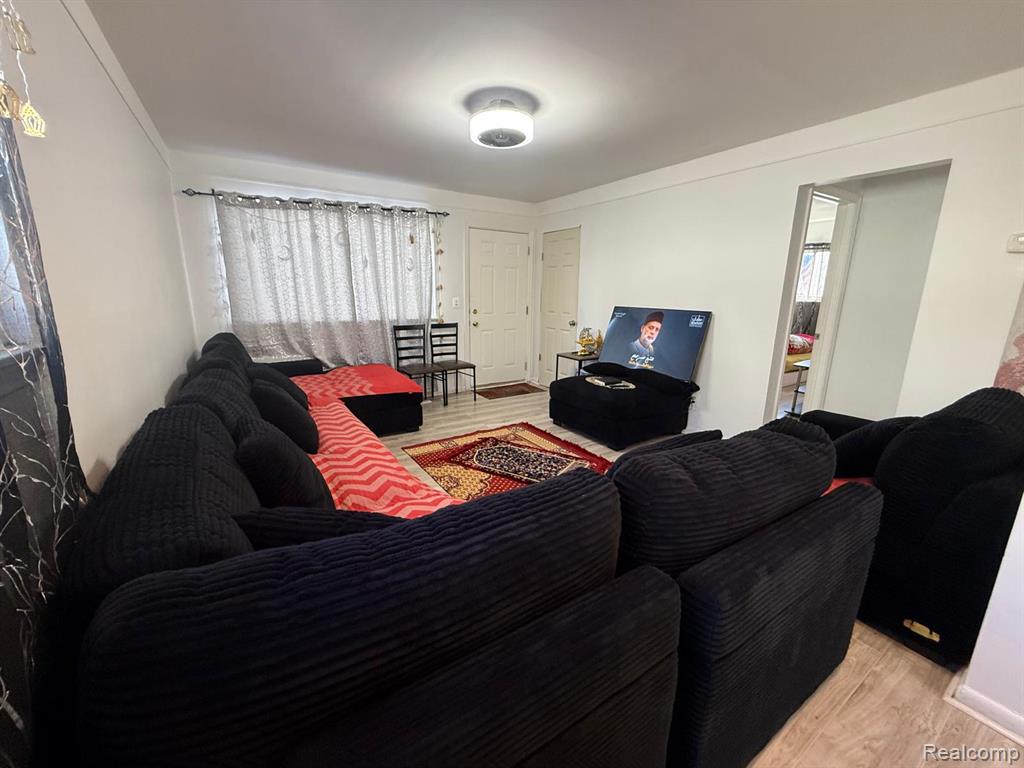 4932 Pelham Street, Dearborn Heights, MI 48125 — Photo 3