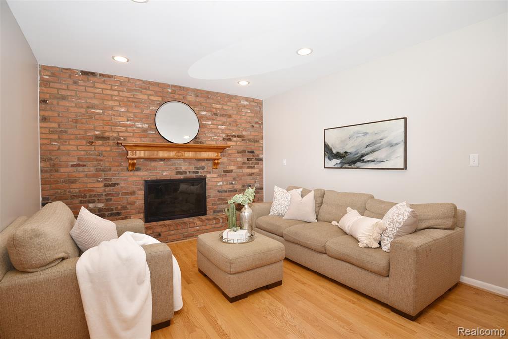 6835 Limerick Lane, Troy, MI 48098 — Photo 15