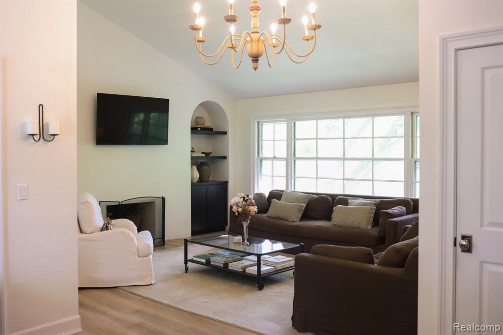 19510 Clement Road, Northville, MI 48167 — Photo 10