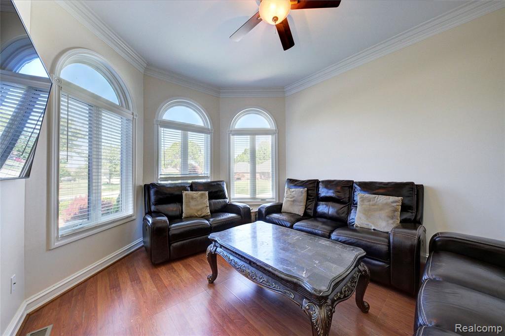 4935 Maceri Circle, Sterling Heights, MI 48314 — Photo 11