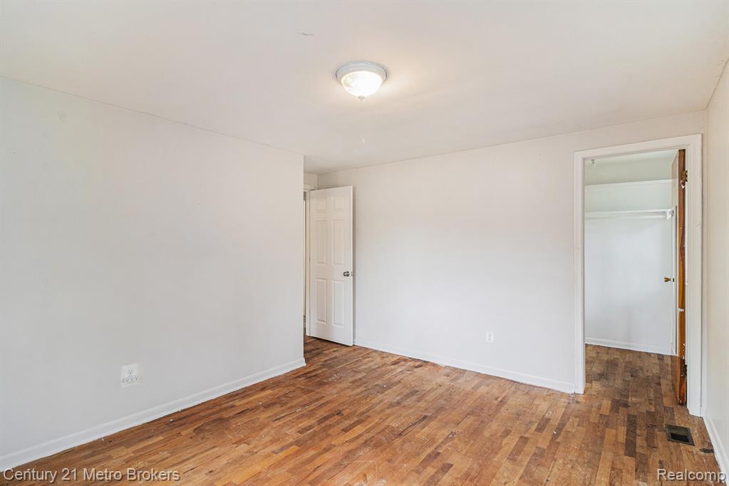 5391 Antoinette Drive, Grand Blanc, MI 48439 — Photo 21