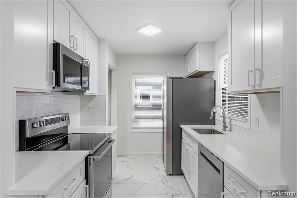 3050 Catalpa Drive, Berkley, MI 48072 — Photo 11