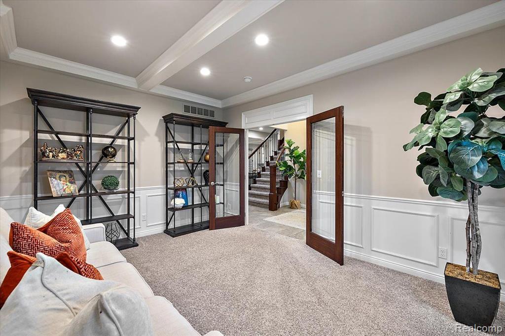 3973 LISA MARIE Drive, Sterling Heights, MI 48314 — Photo 10