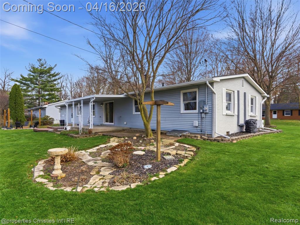 2435 Pfeifle, Howell, MI 48843 — Photo 32