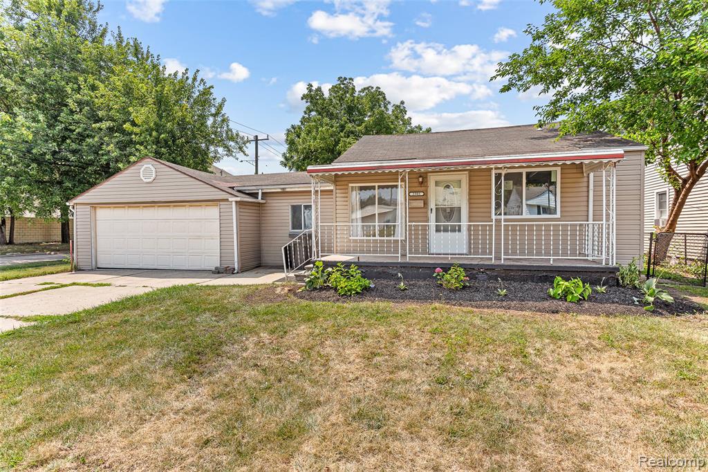 2303 Fisher Street, Melvindale, MI