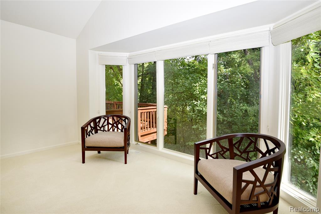 6536 Pleasant Lake Court, West Bloomfield, MI — Photo 23