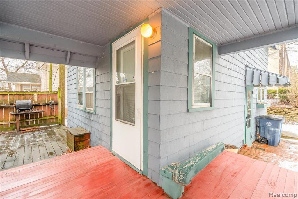 117 W HOOVER Avenue, Ann Arbor, MI 48103 — Photo 2