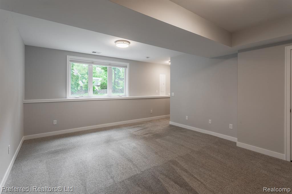 807 MINER Street, Ann Arbor, MI 48103 — Photo 14