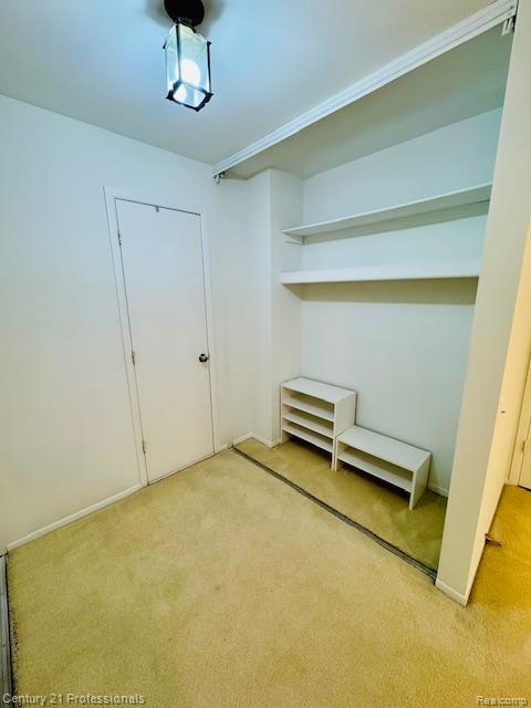 5720 Beauchamp, West Bloomfield, MI — Photo 27