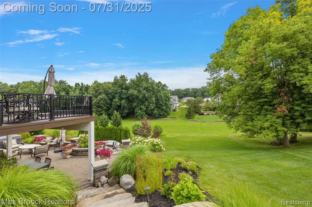 8926 Stonewall W, Clarkston, MI 48348 — Photo 41