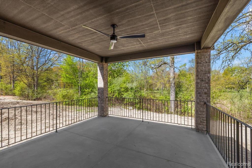 50419 Arcadia Drive, Macomb, MI 48042 — Photo 8