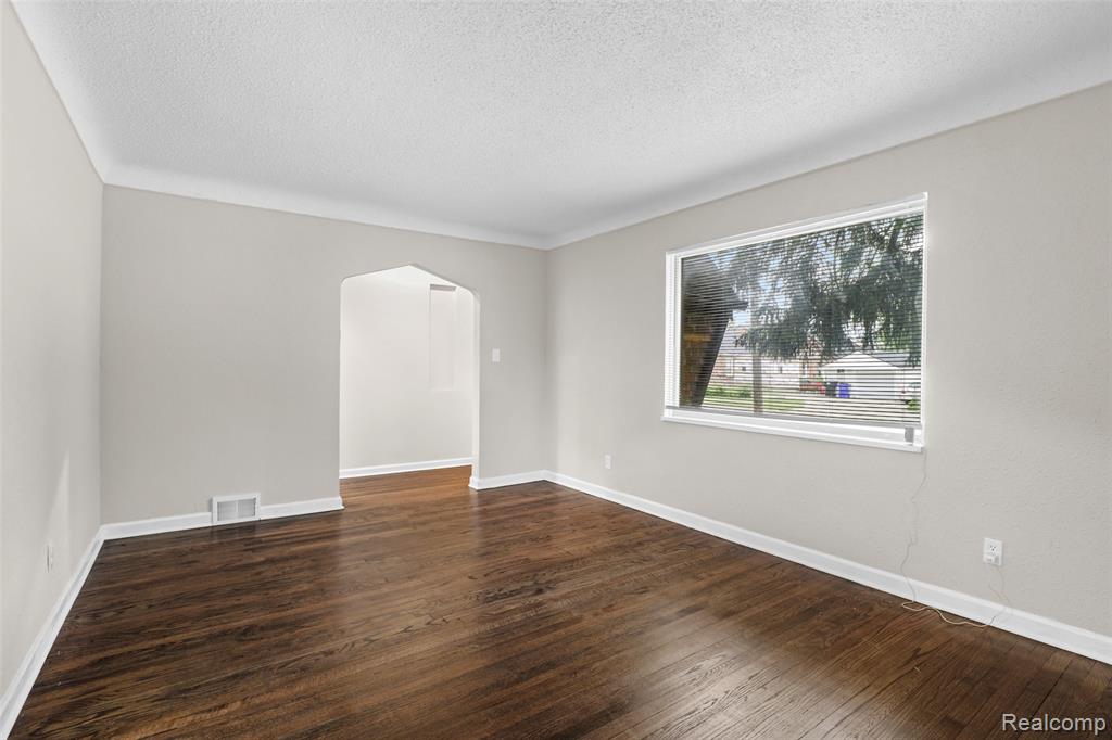 17717 Avon Avenue, Detroit, MI 48219 — Photo 11