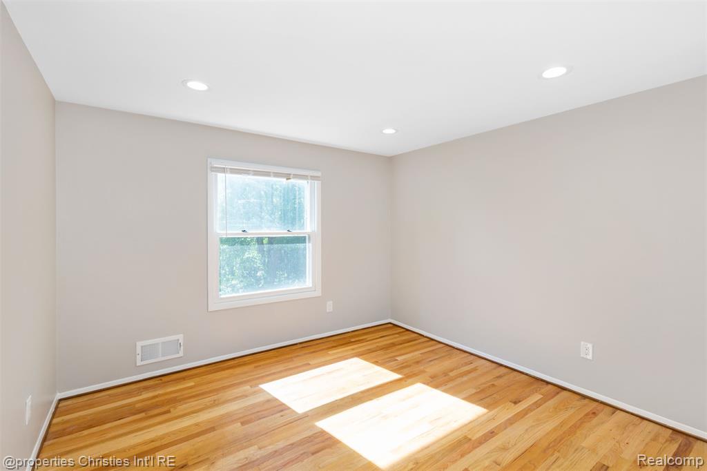 4027 Old Dominion Drive, West Bloomfield, MI 48323 — Photo 33