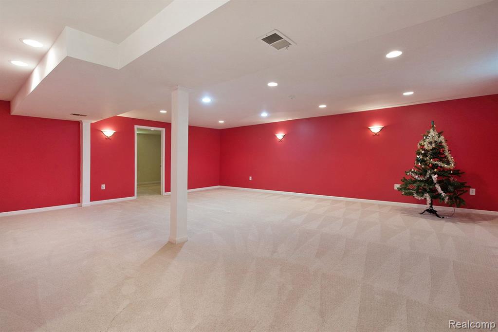 3381 CROMWELL Road, Ann Arbor, MI 48105 — Photo 21