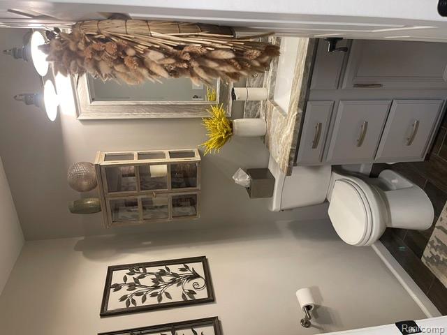 5827 Woodfield Parkway, Grand Blanc, MI 48439 — Photo 35